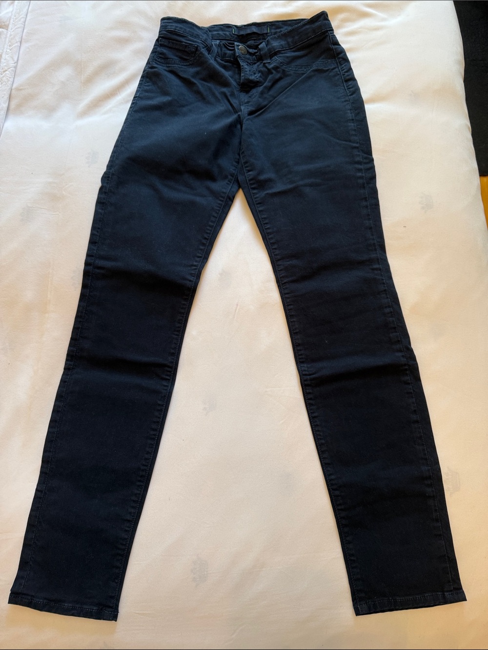 Women’s Slim Stretch Jeans — Dark Navy